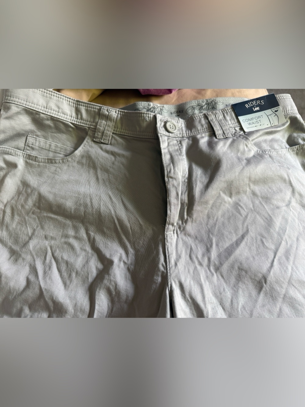 Riders by Lee Comfort Waist Chino Shorts in Grey